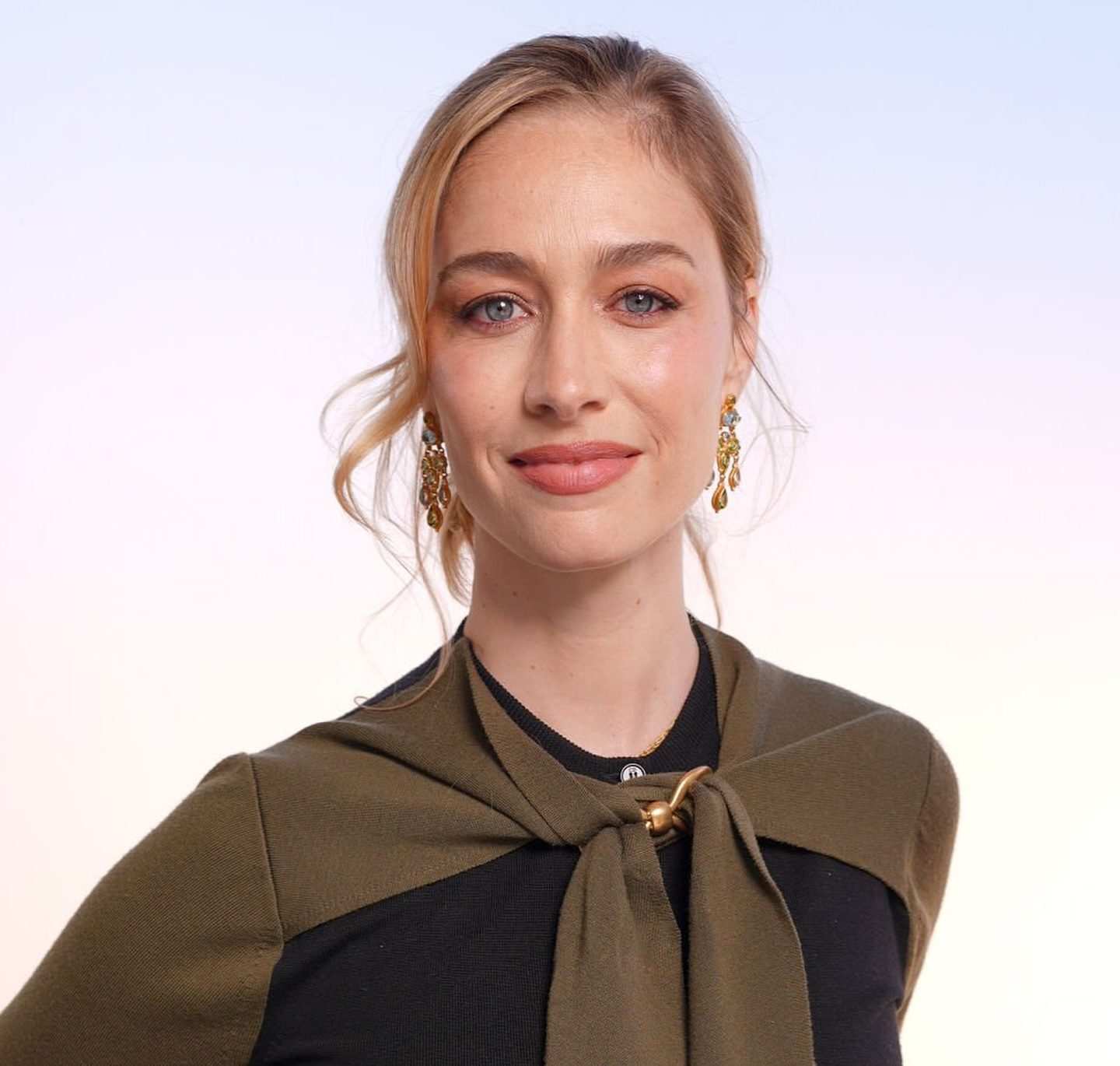 Беатриче Боромео: Кралското лице на Dior в Париж