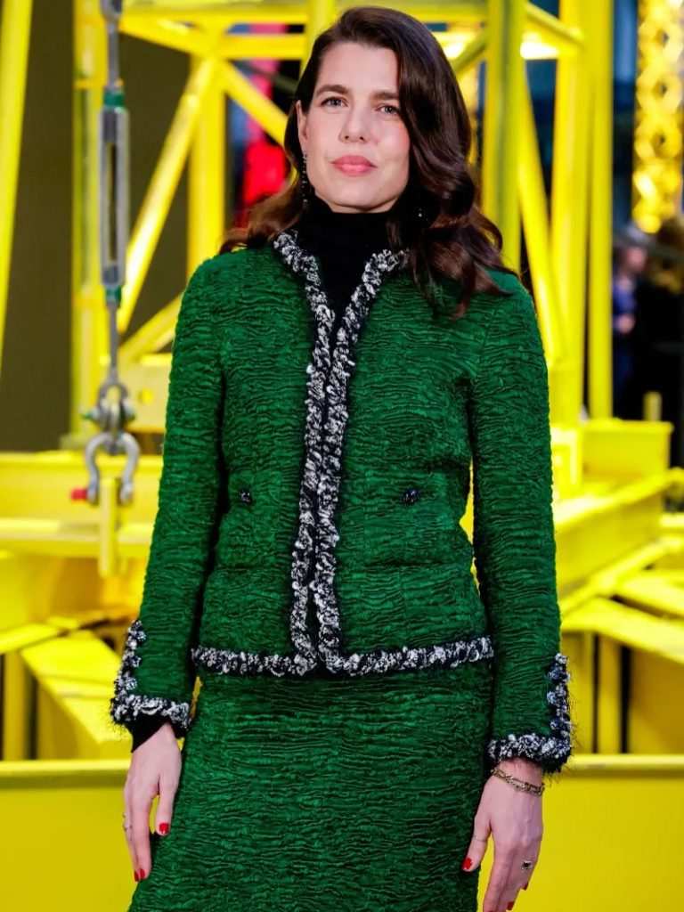 Шарлот Казираги в костюм на Chanel