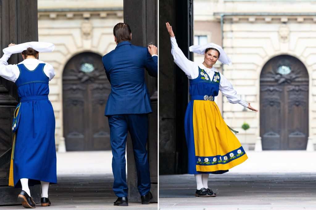 Колаж от две снимки, показващи как принцът и принцесата отварят портите и канят поданиците в двореца.