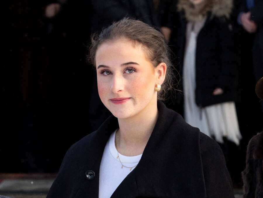 Ема Толула Бен от Норвегия празнува 18-и рожден ден