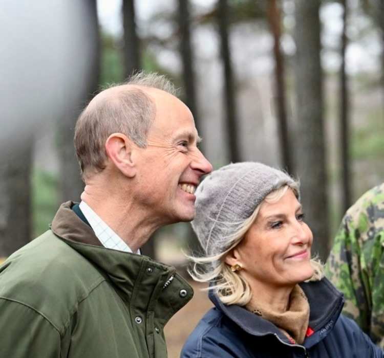 Софи и Едуард в гарнизона Сантакхамина.