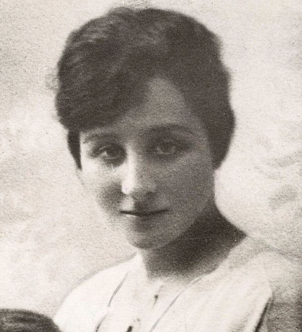 Zizi Lambrino